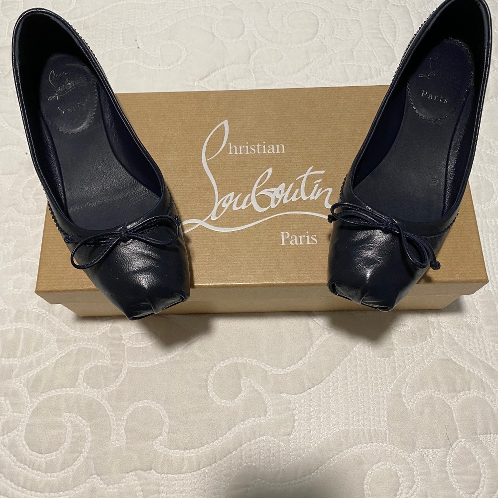 Christian Louboutin Mamadrague Navy Ballet Flats
